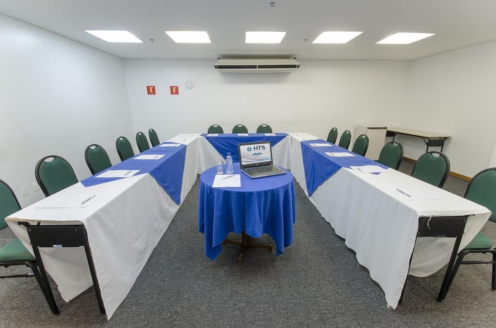 Express Vieiralves Hotel Manaus Bagian luar foto