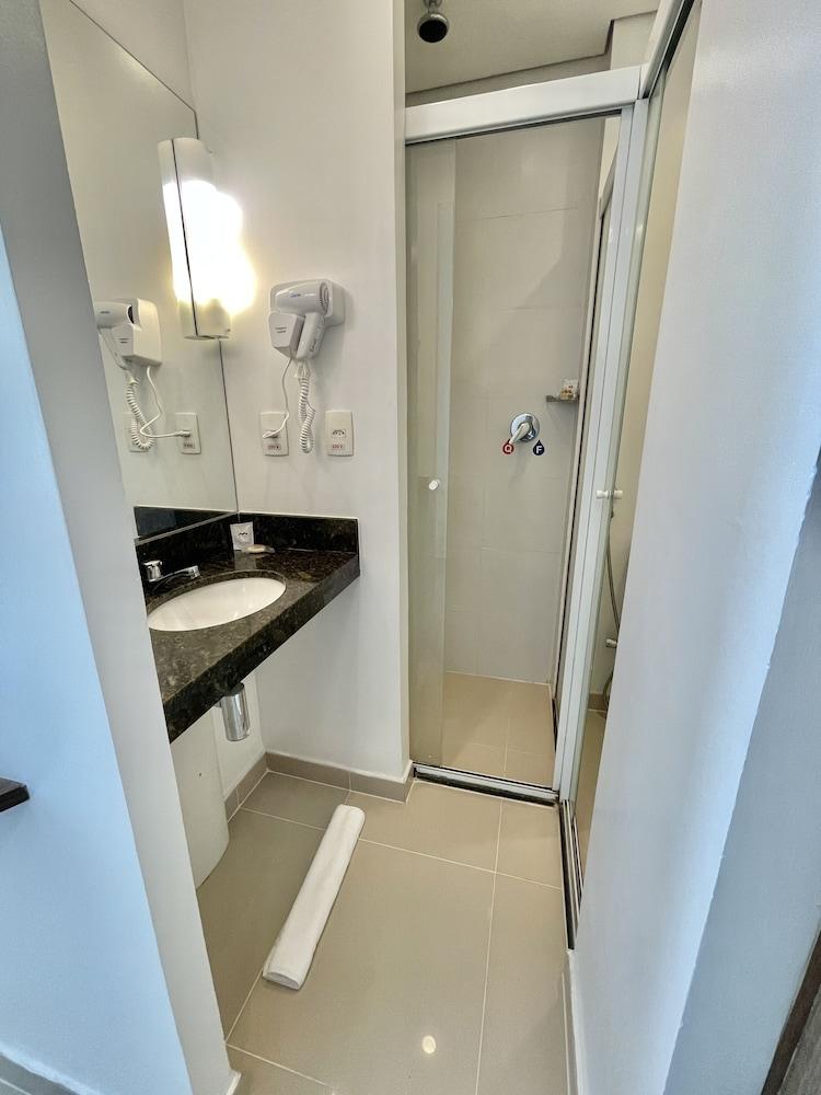 Express Vieiralves Hotel Manaus Bagian luar foto