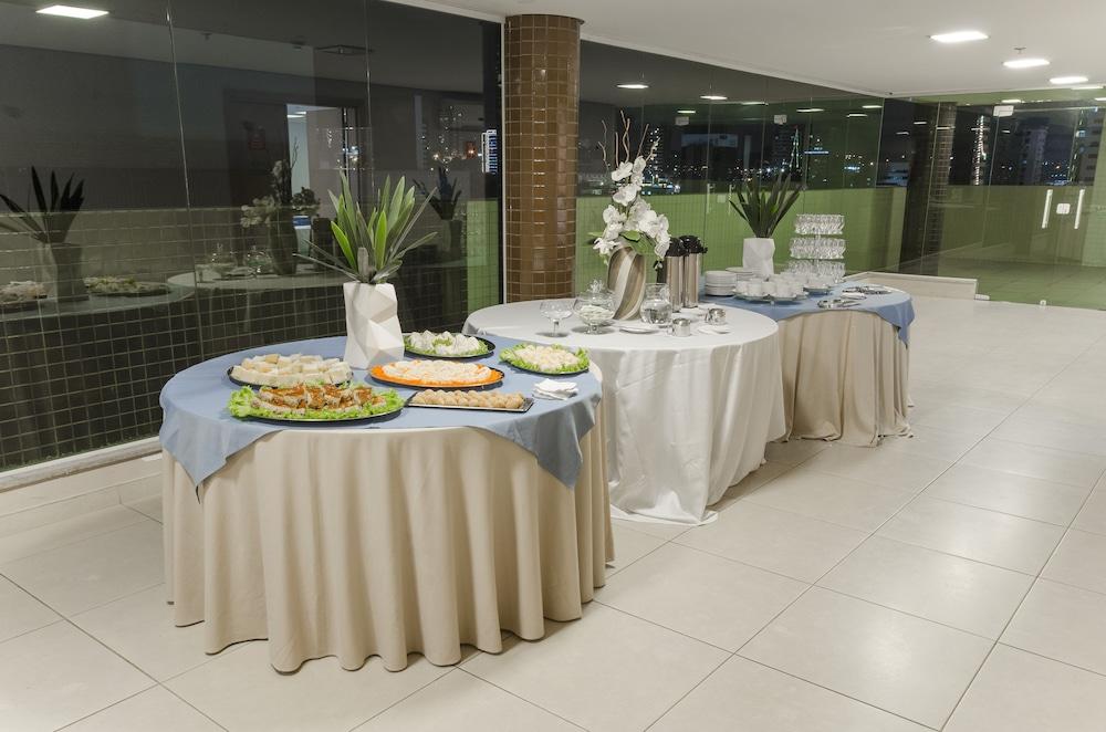 Express Vieiralves Hotel Manaus Bagian luar foto
