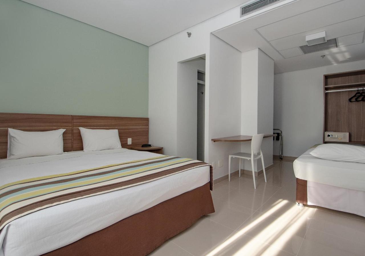 Express Vieiralves Hotel Manaus Bagian luar foto