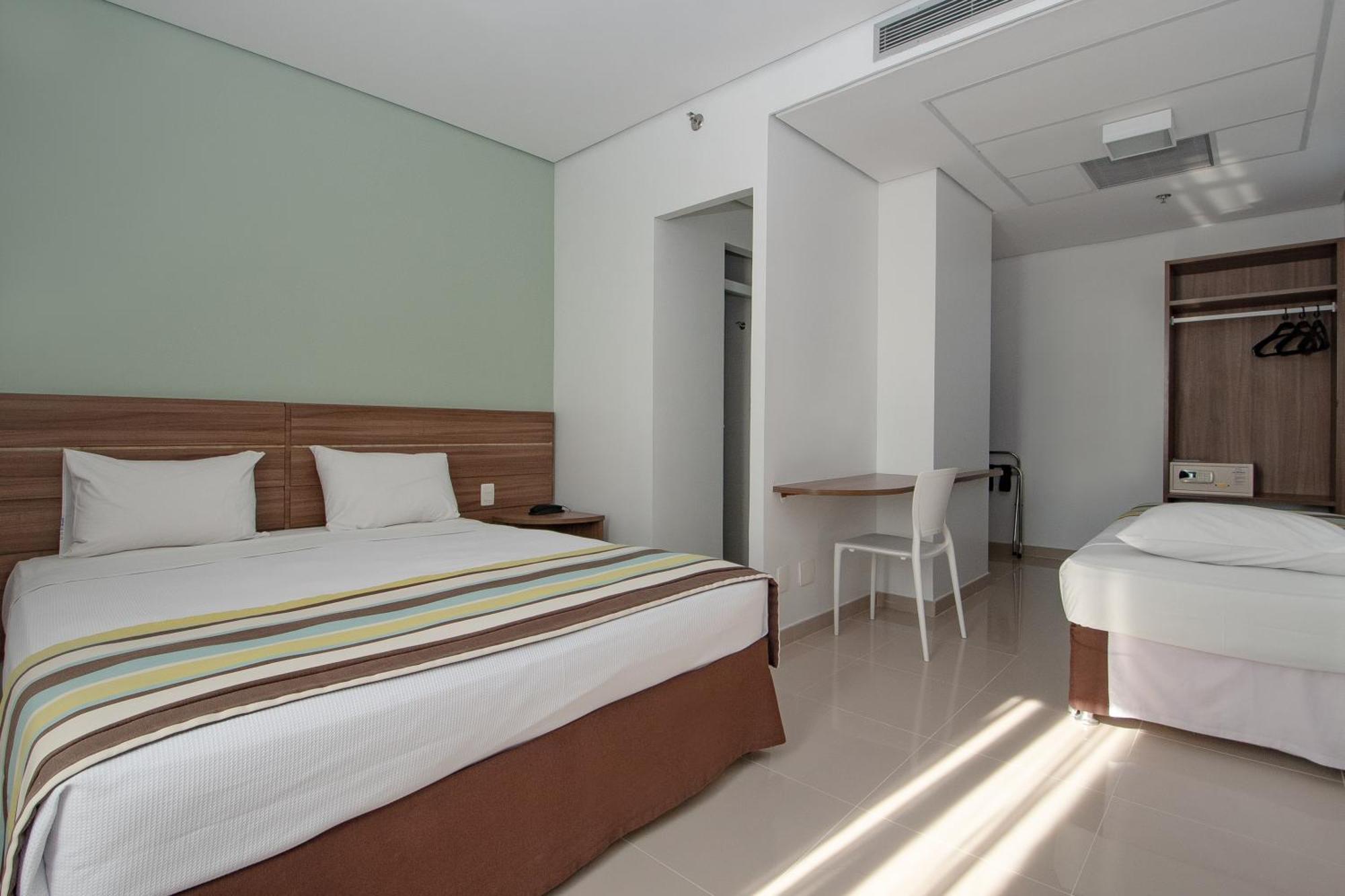 Express Vieiralves Hotel Manaus Bagian luar foto