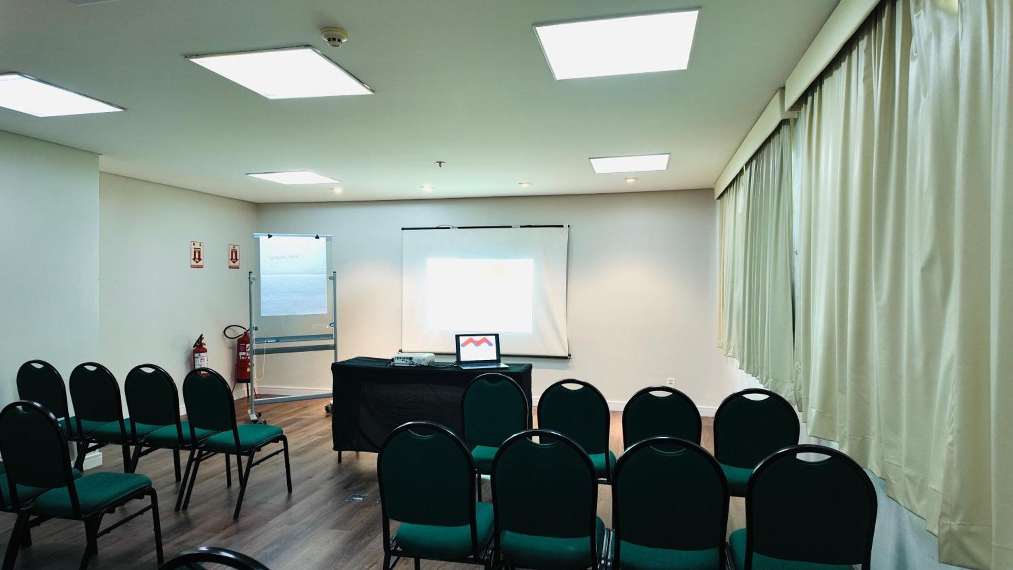 Express Vieiralves Hotel Manaus Bagian luar foto