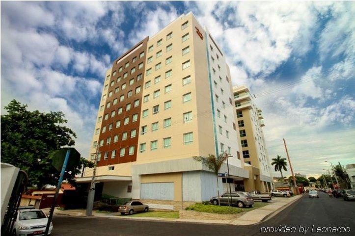 Express Vieiralves Hotel Manaus Bagian luar foto